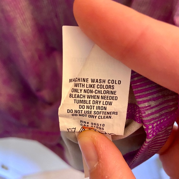 Under Armour Purple/Gray Heat Gear Shirt L -SOLD - Picture 10 of 13